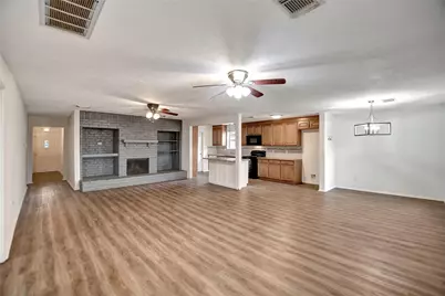17119 Bougainvilla Lane, Friendswood, TX 77546 - Photo 7