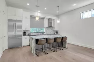 3207 Revere St, Houston, TX 77098 - Photo 17