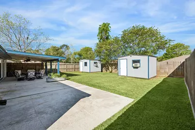 5006 Centennial Lane, Friendswood, TX 77546 - Photo 15