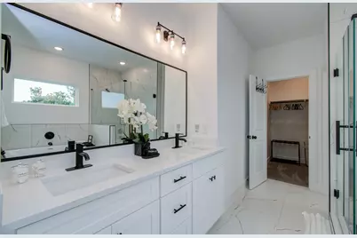 1616 Benson Street, Houston, TX 77020 - Photo 9