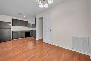 201 W Mink St, Willis, TX 77378 - Photo 13