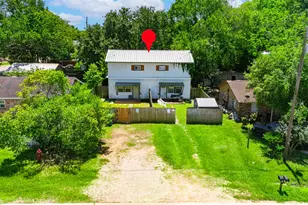 201 W Mink St, Willis, TX 77378 - Photo 1