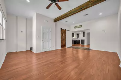201 W Mink Street, Willis, TX 77378 - Photo 9