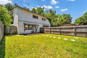 201 W Mink St, Willis, TX 77378 - Photo 7