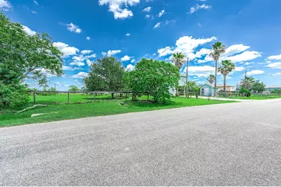 171 Cr 299, Sargent, TX 77414 - Photo 3