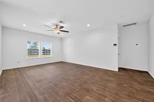 20326 Tembec Dr, New Caney, TX 77357 - Photo 15