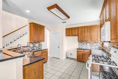 9502 Bending Willow Lane, Houston, TX 77064 - Photo 9