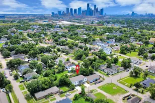 2608 Campbell St, Houston, TX 77026 - Photo 7