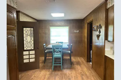 1188 E Oak Street, La Grange, TX 78945 - Photo 9