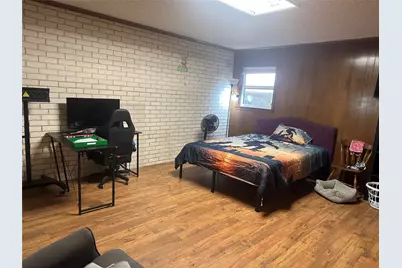 1188 E Oak Street, La Grange, TX 78945 - Photo 9