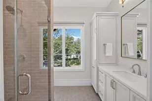 13915 Queensbury Ln, Houston, TX 77079 - Photo 23