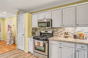 6605 Fairway Dr, Galveston, TX 77551 - Photo 13