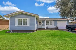 6605 Fairway Dr, Galveston, TX 77551 - Photo 1