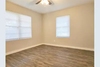 1106 2nd Avenue N, Texas City, TX 77590 - Photo 13