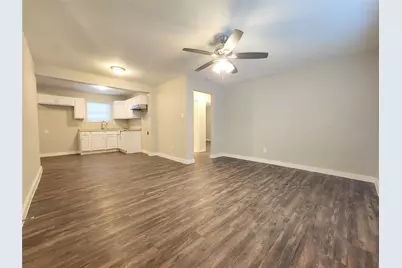 1106 2nd Avenue N, Texas City, TX 77590 - Photo 3