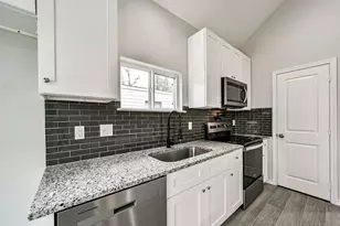 16613 E Lynbrook, Montgomery, TX 77316 - Photo 7