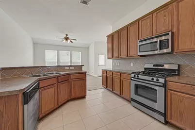 8215 Kerrington Glen Drive, Cypress, TX 77433 - Photo 11