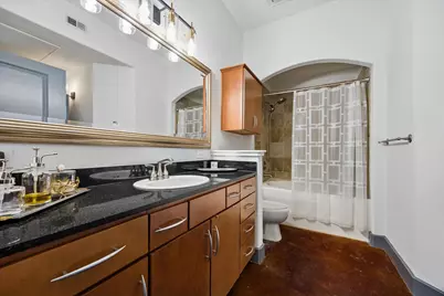 1901 Post Oak Boulevard #1404, Houston, TX 77056 - Photo 11