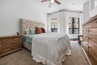 1901 Post Oak Boulevard #1404, Houston, TX 77056 - Photo 9