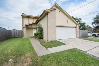 10551 Kirkgreen Drive, Houston, TX 77089 - Photo 1
