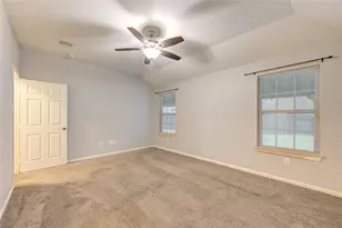 503 W Linney St, Dayton, TX 77535 - Photo 37
