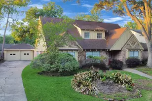 12526 Hazelwood Ln, Houston, TX 77077 - Photo 35