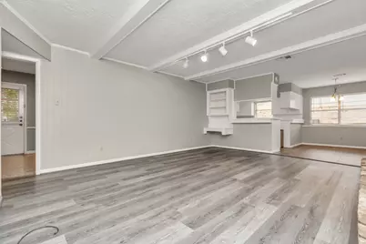 12526 Hazelwood Lane, Houston, TX 77077 - Photo 19