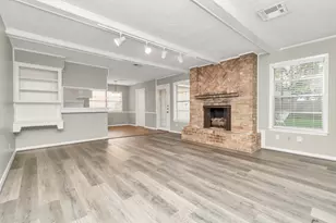 12526 Hazelwood Ln, Houston, TX 77077 - Photo 5
