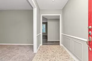 12526 Hazelwood Ln, Houston, TX 77077 - Photo 15