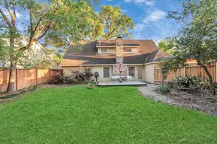 12526 Hazelwood Ln, Houston, TX 77077 - Photo 31