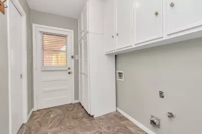 12526 Hazelwood Lane, Houston, TX 77077 - Photo 11