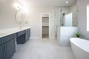 5113 Hershe St, Houston, TX 77020 - Photo 9