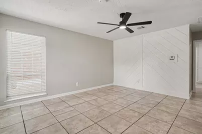 9405 Vicksburg Avenue, Texas City, TX 77591 - Photo 5