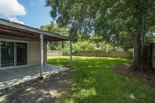 9405 Vicksburg Ave, Texas City, TX 77591 - Photo 23