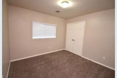 611 Chase More Court, Bacliff, TX 77518 - Photo 11