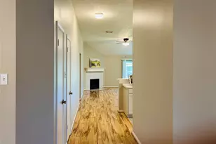 1404 Helmsley Dr, Rosenberg, TX 77471 - Photo 11