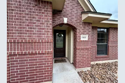 1503 Avenue H, Danbury, TX 77534 - Photo 5