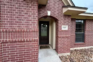 1503 Avenue H, Danbury, TX 77534 - Photo 5