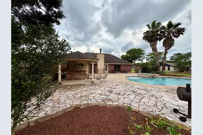 1503 Avenue H, Danbury, TX 77534 - Photo 29