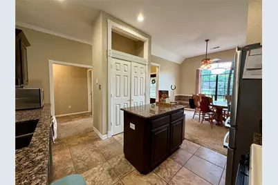 1503 Avenue H, Danbury, TX 77534 - Photo 9