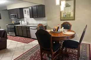 7217 Poplar Dr, Galveston, TX 77551 - Photo 5