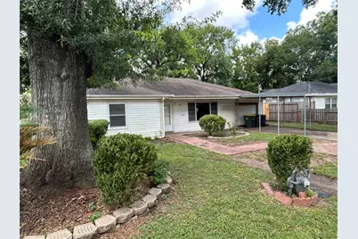 210 Baker Drive, Tomball, TX 77375 - Photo 3