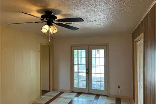210 Baker Dr, Tomball, TX 77375 - Photo 13