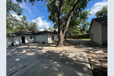 210 Baker Drive, Tomball, TX 77375 - Photo 27