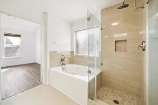 4910 Sterling Crossing, Pearland, TX 77584 - Photo 15
