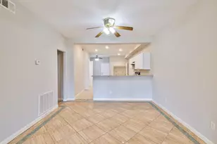 12660 Briar Patch Rd, Houston, TX 77077 - Photo 9