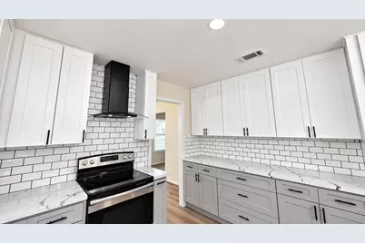 5527 Wigton Drive, Houston, TX 77096 - Photo 17