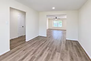 5527 Wigton Dr, Houston, TX 77096 - Photo 5