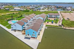500 Tiki Dr Dr, Tiki Island, TX 77554 - Photo 15