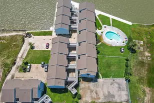 500 Tiki Dr Dr, Tiki Island, TX 77554 - Photo 19